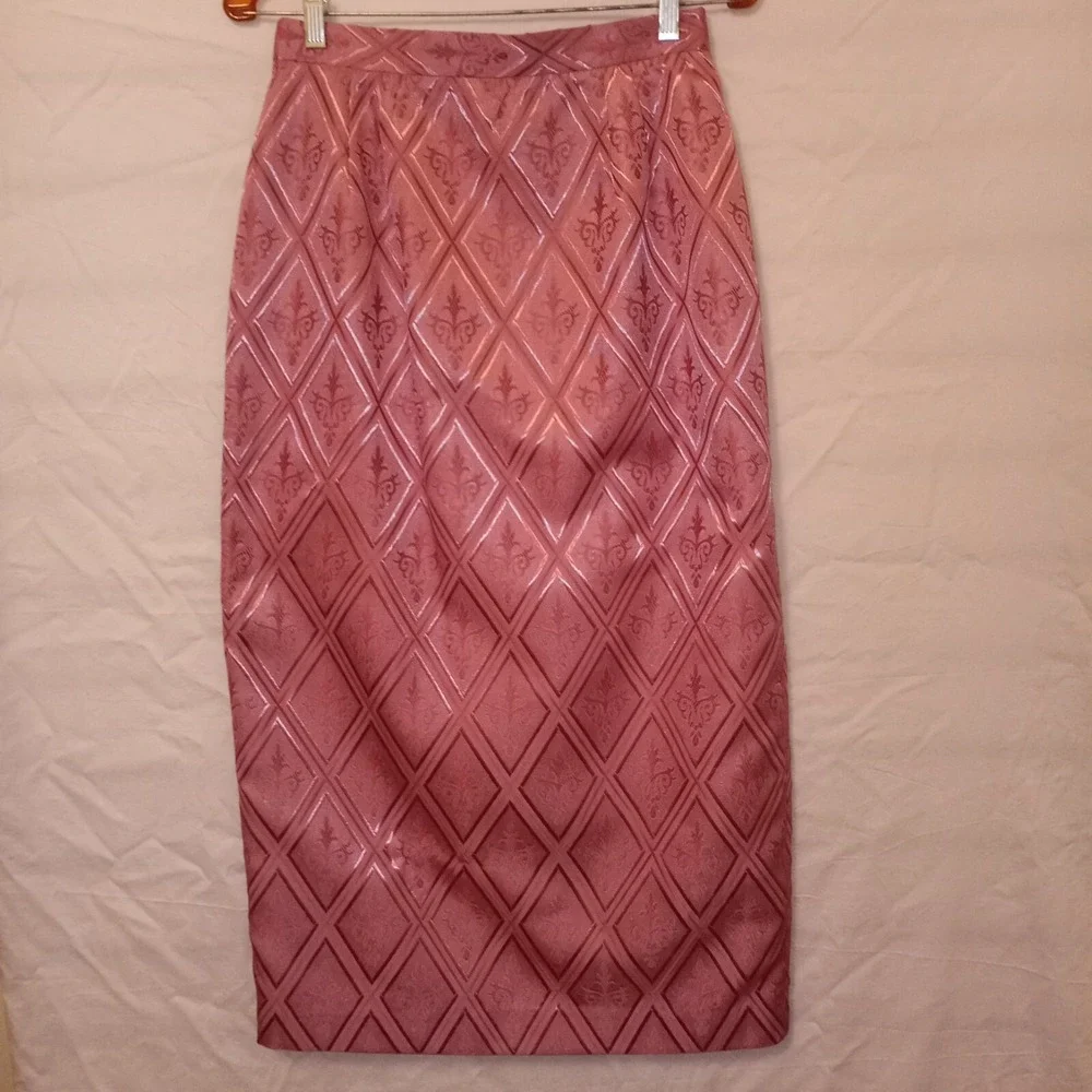 Terramina Size 8 Skirt Suit Pink Geometric Vintage Embroidered Jeweled